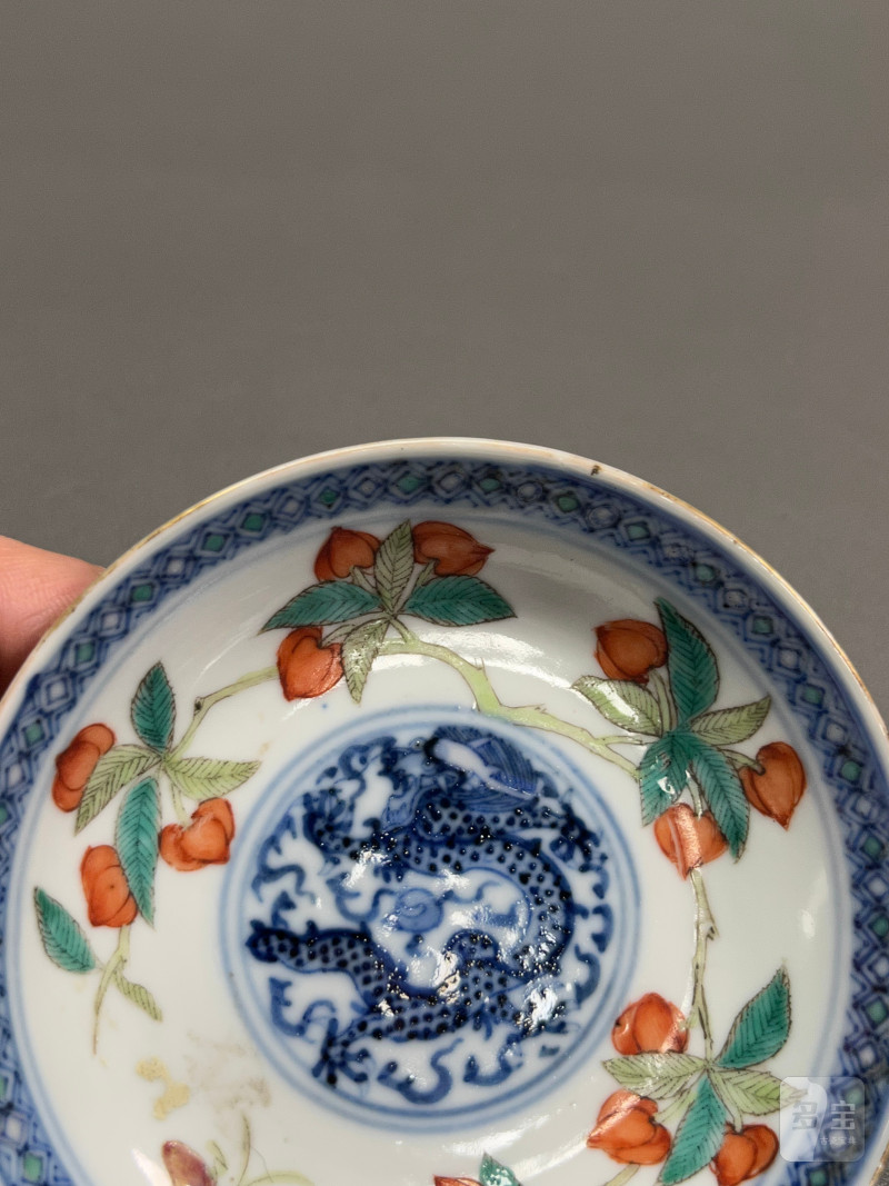 清光绪  青花五彩云龙瑞果纹小盘 - 图6